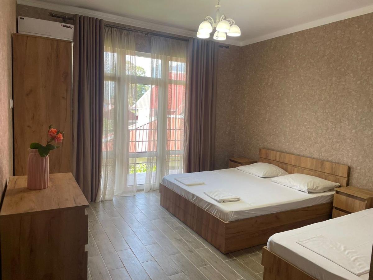 Guest House Dali Gagra Esterno foto