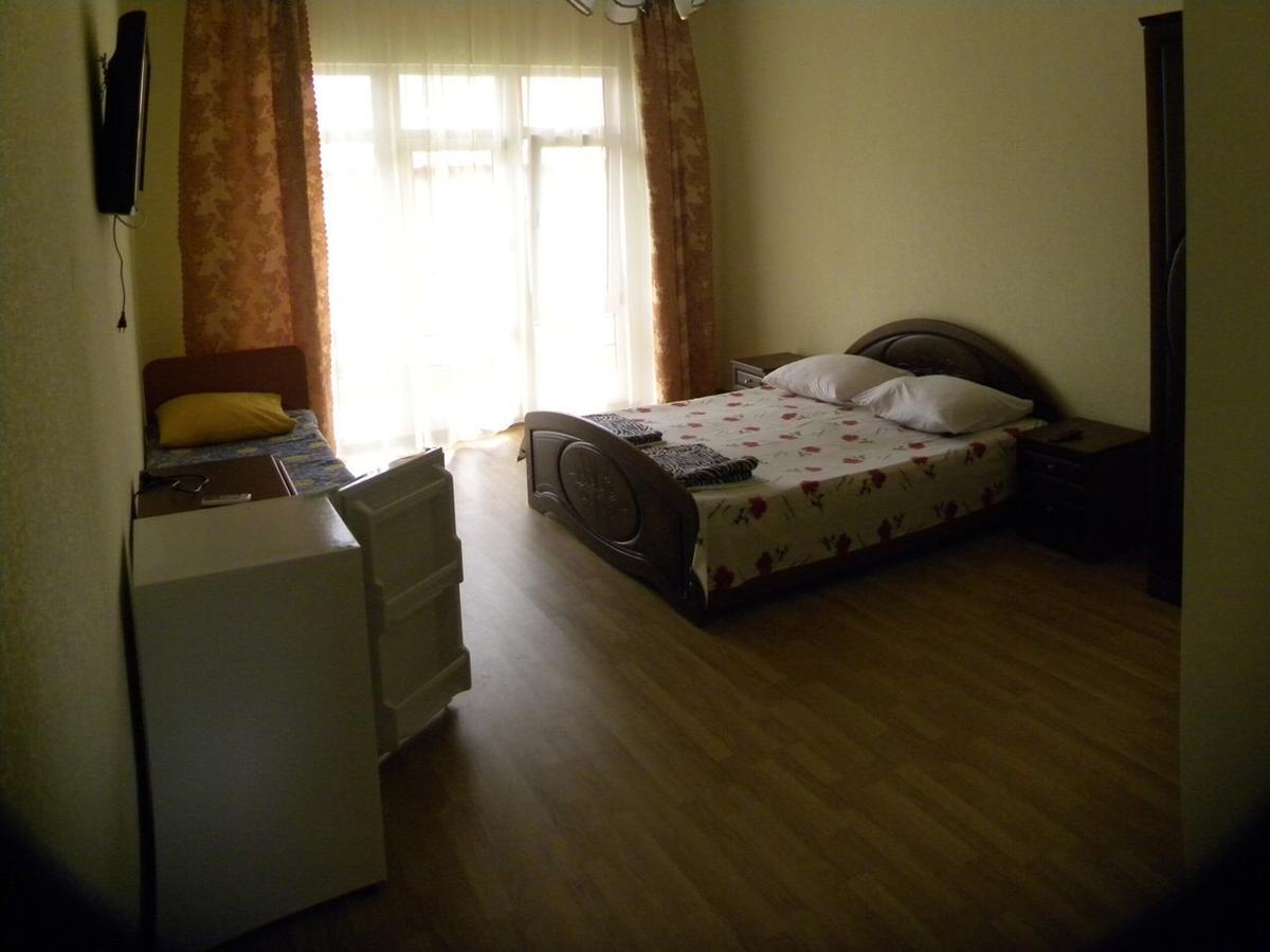 Guest House Dali Gagra Esterno foto